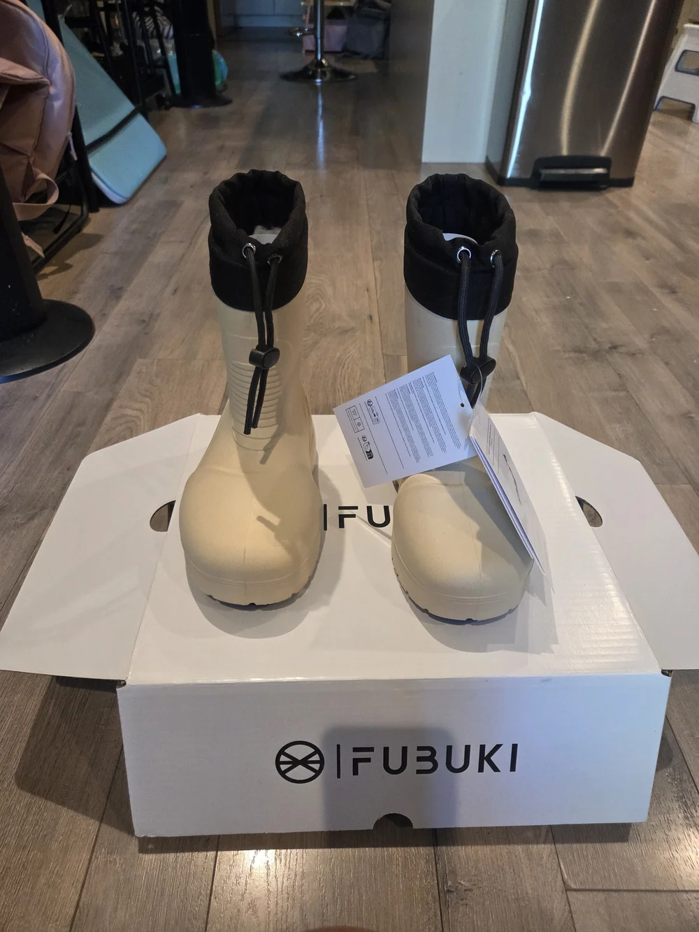 FUBU cream waterproof